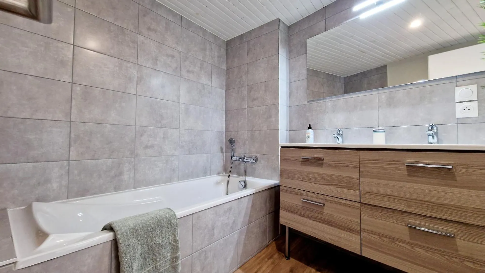 Maison En Bord De Saone. 贝尔维尔·苏尔·索恩 法国